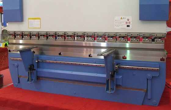 고능률 CNC 유압 3mm 100 톤 압박 브레이크 & 구부리는 기계