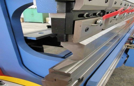 고능률 CNC 유압 3mm 100 톤 압박 브레이크 & 구부리는 기계