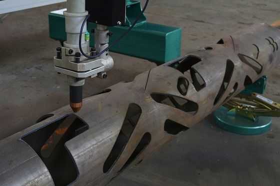 2500mm 라이트 폴 머신, CNC 플라즈마 라이트 폴 도어 절단 머신