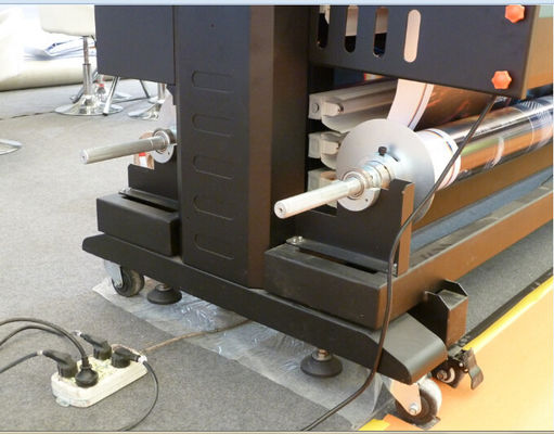A-Starjet 3pcs DX7 Printhead, 광고를 위한 1800mm 큰 체재 용해력이 있는 인쇄 기계, 세륨